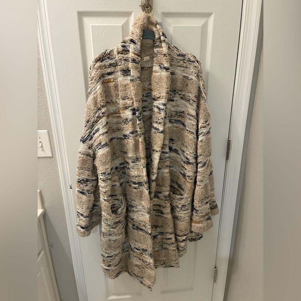 Anthropologie- Moth Beige Marled Open-Front Cardigan with Navy Accents